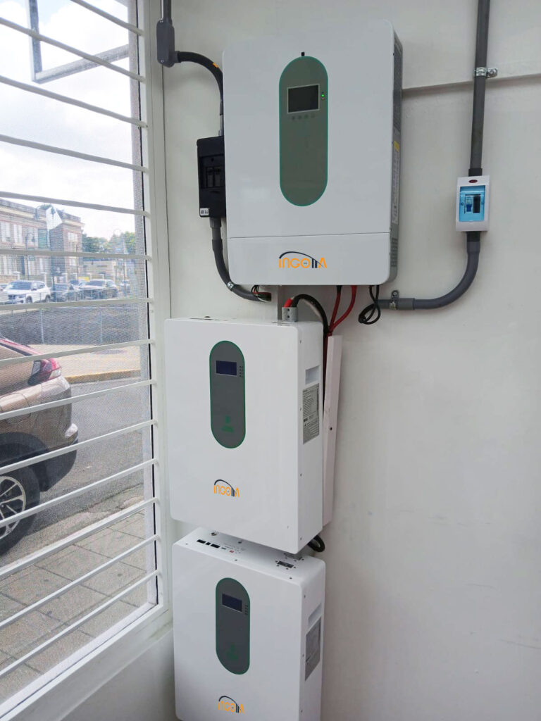 off-grid hybrid inverter & 2*5kwh lifepo4 batteries