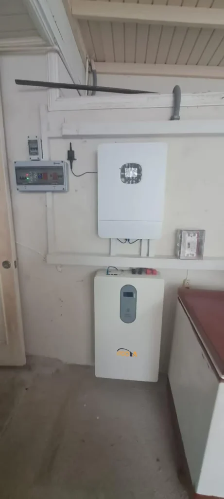 Hybrid inverter & 10kwh lifepo4 battery